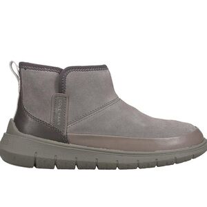 Cole Haan Women's Generation ZEROGRAND Water-Resistant Ankle Boot 8.5